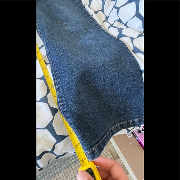 🌈3/$40 Thyme Maternity Boot-cut Jeans L - Picture 3 of 7